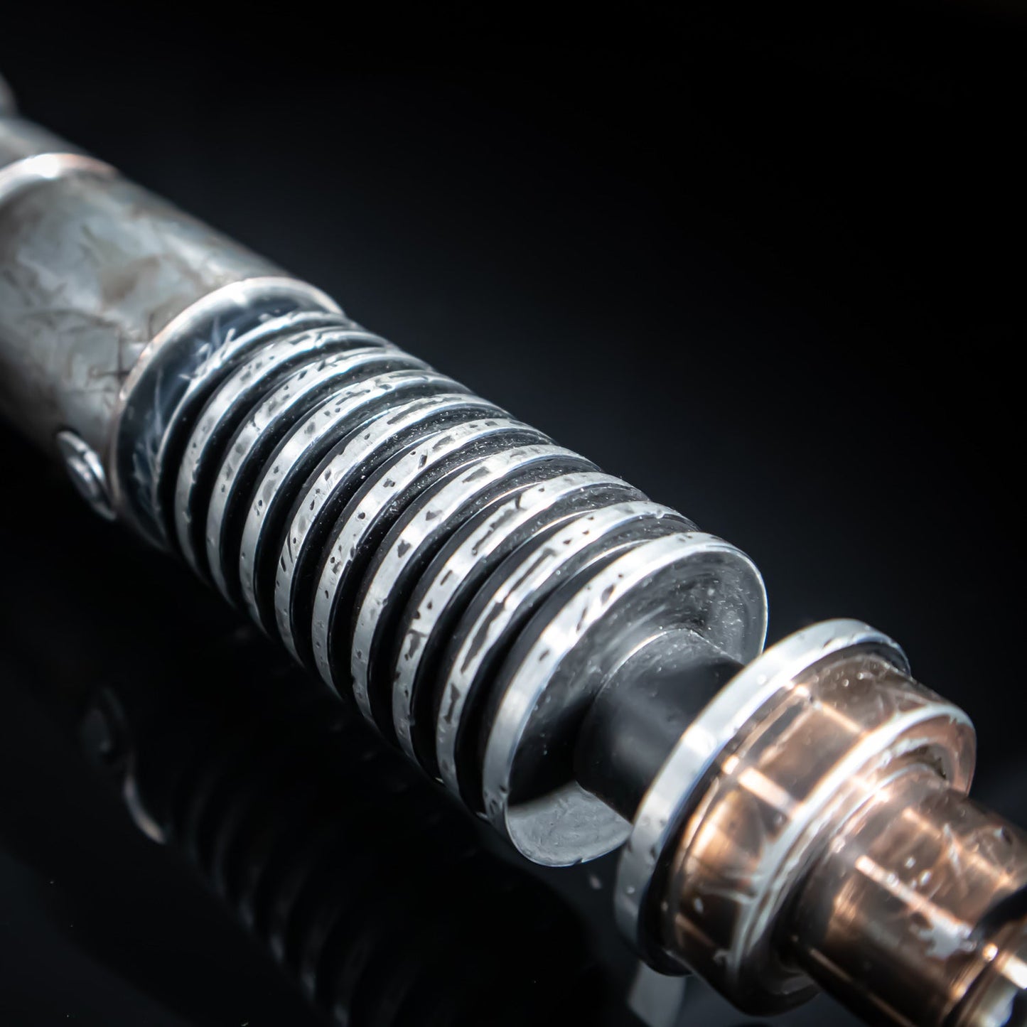 Praxeum (Empty Hilt) - Heavy Weathering