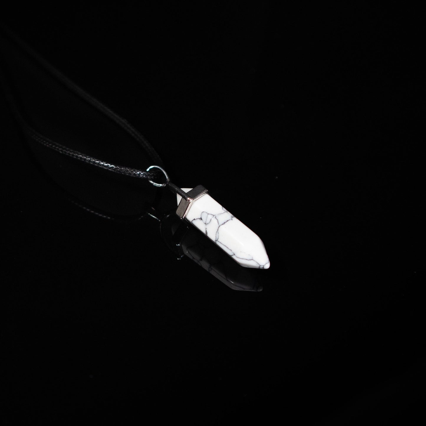 Kyber Crystal Pendant Necklace